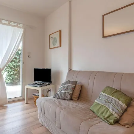Holiday home Le Hameau Des Pecheurs 1 By Interhome